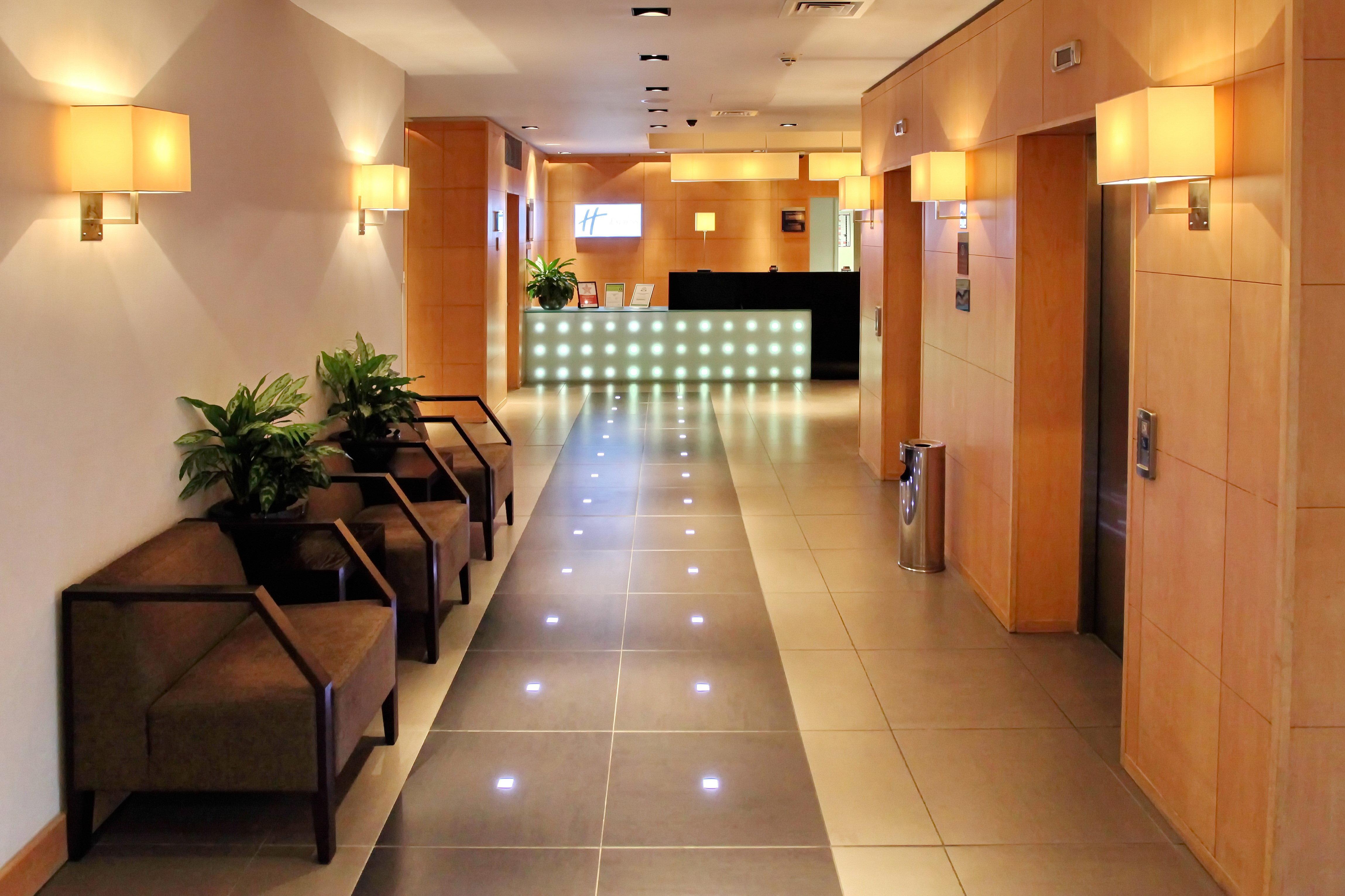 Holiday Inn Express Birmingham Redditch By Ihg Exterior photo