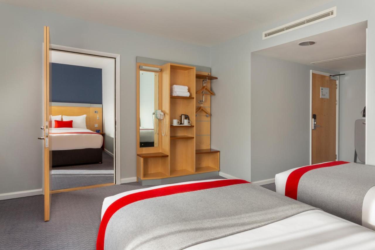 Holiday Inn Express Birmingham Redditch By Ihg Exterior photo
